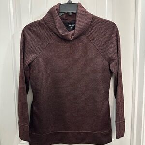 Saint and Sofia black with bronze metallic turtleneck Sweater ski 6